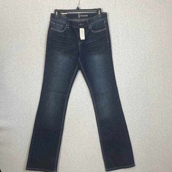 New York and Company NY&C Women’s Size 6 Bootcut Jeans. Dark Rinse New With Tags - Picture 1 of 12